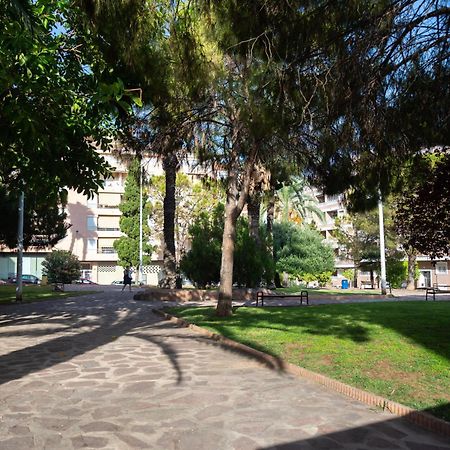 Holiday Studio Jardin Playa Торевиеха Екстериор снимка