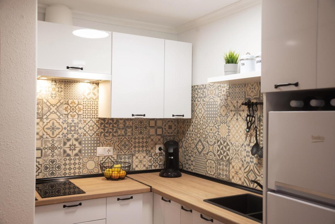 Holiday Studio Jardin Playa Торевиеха Екстериор снимка