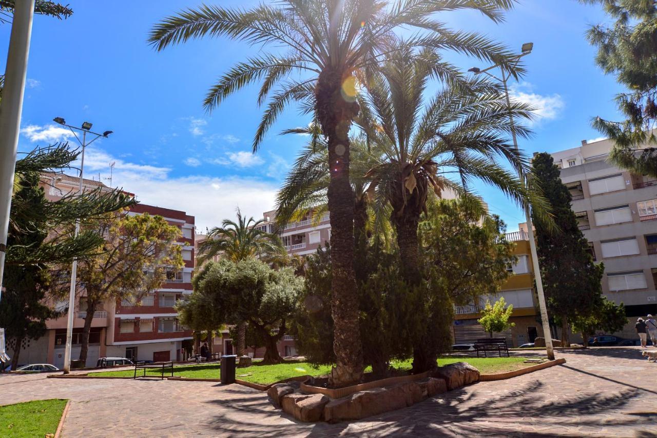 Holiday Studio Jardin Playa Торевиеха Екстериор снимка