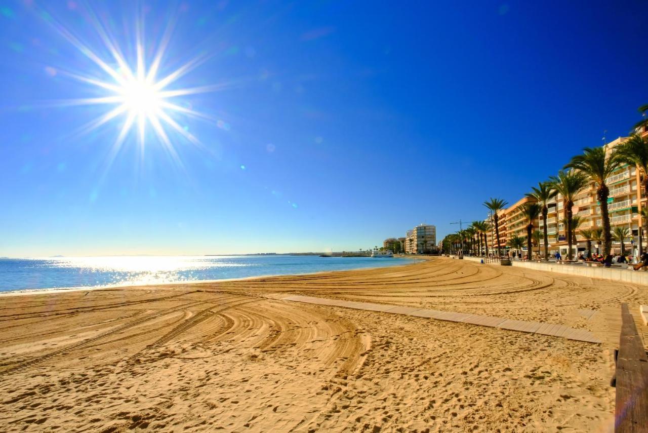 Holiday Studio Jardin Playa Торевиеха Екстериор снимка
