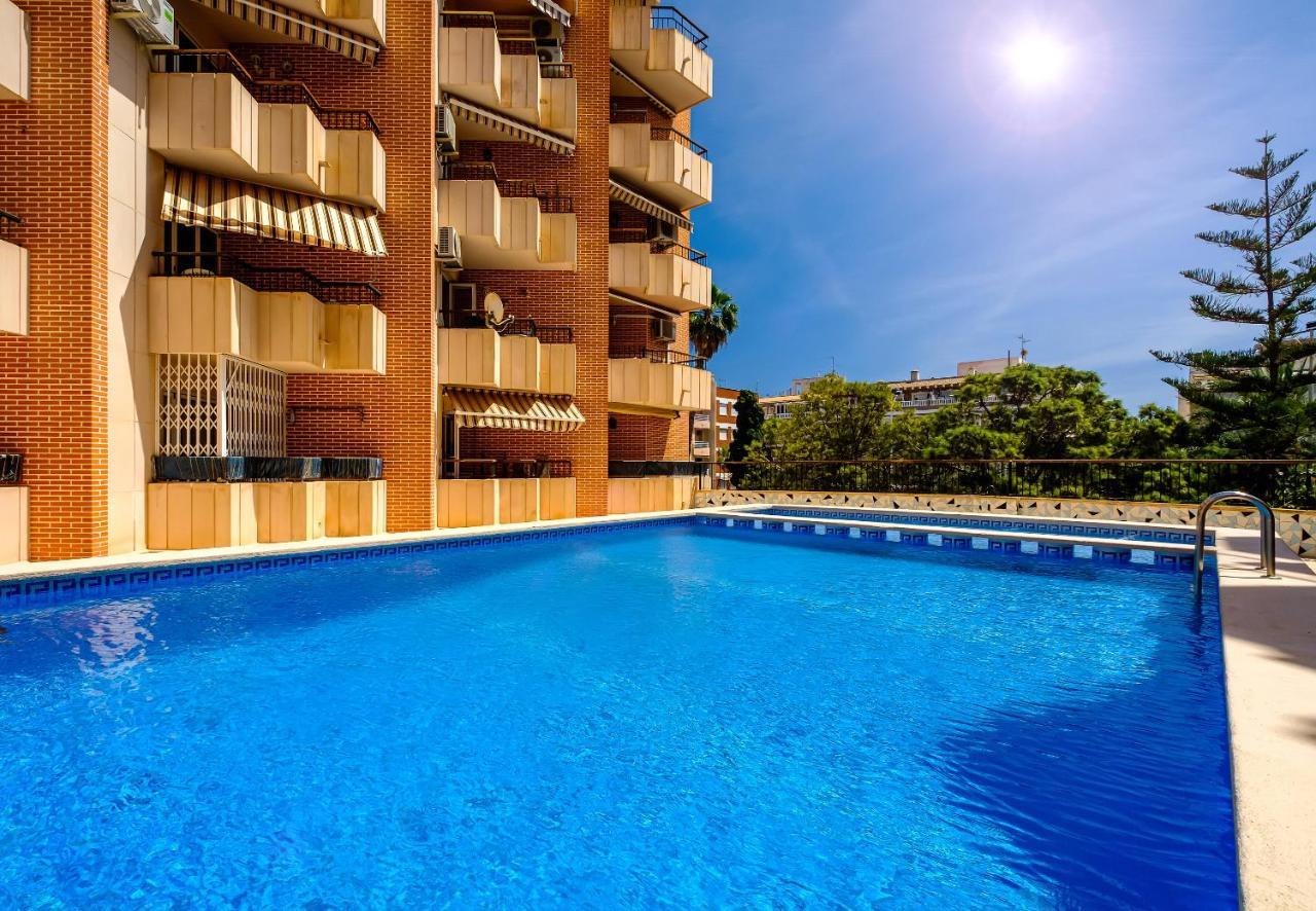 Holiday Studio Jardin Playa Торевиеха Екстериор снимка